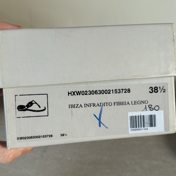 Hogan ‘Ibiza Infradito Fibbia Legno’ Patent Leather Sandals - Picture 4 of 4